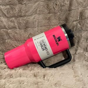 Stanley Neon Electric Pink 40oz